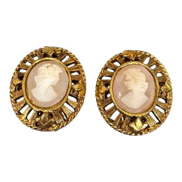Vintage Gold Tone Cameo Brooch & Earring Set Victorian Style Revival Jewelry - Picture 9 of 9
